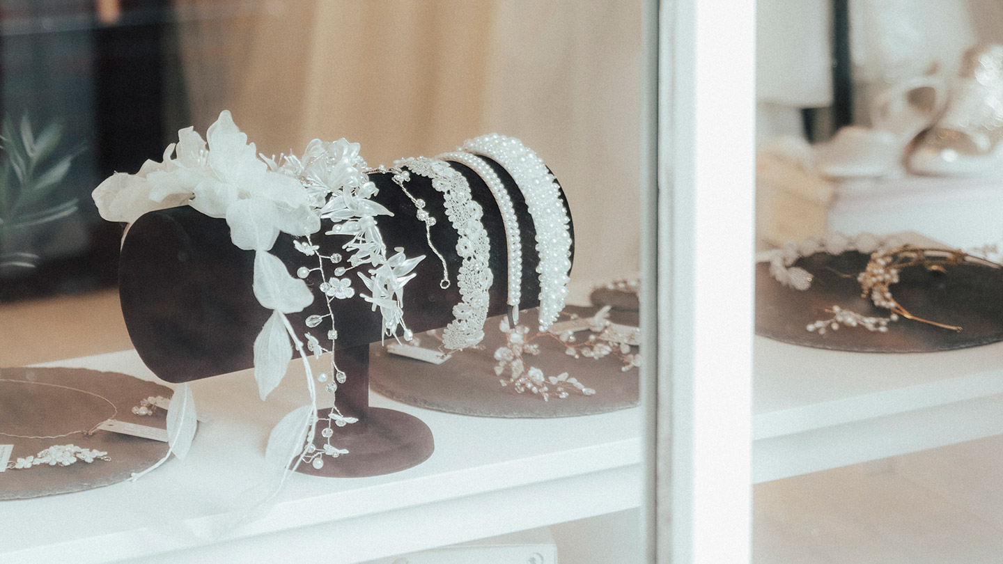 Vollkommen.Braut, Accessoires und Eheringe von Carmen Boch